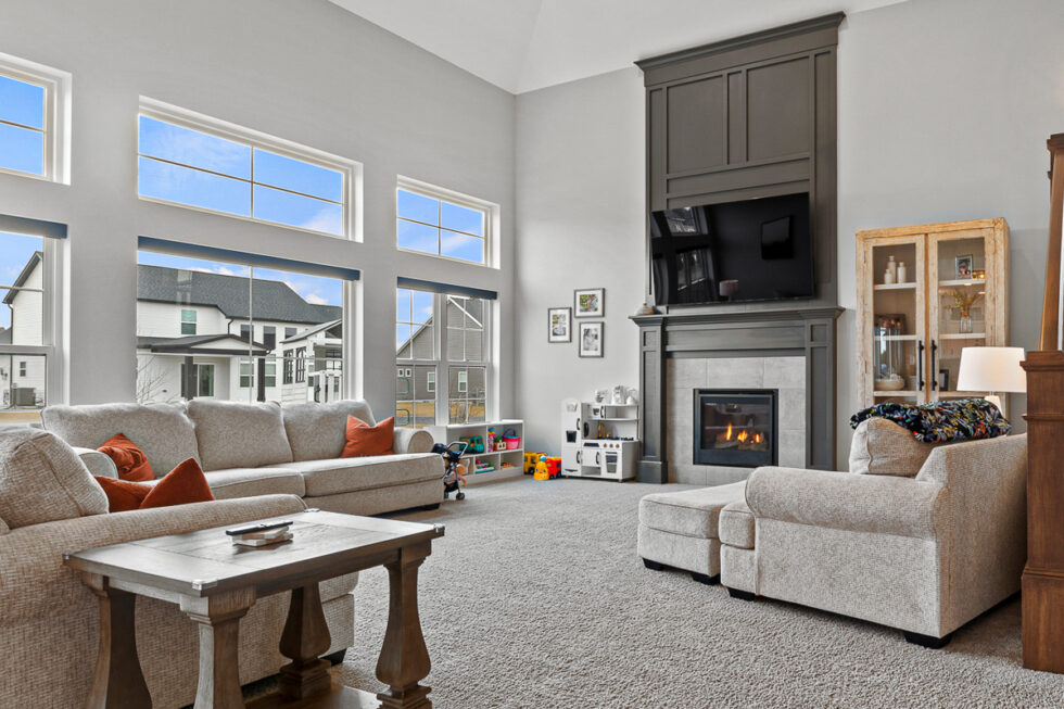 Bright HDR real estate photography of a Perrysburg Ohio home interior